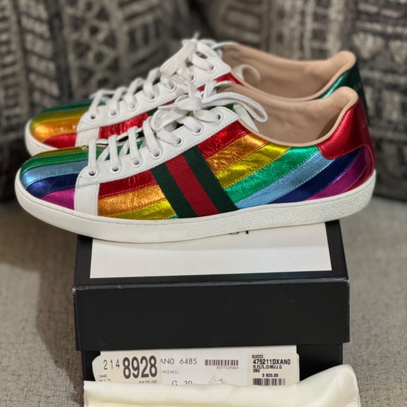 Gucci Sneakers - Picture 4 of 8